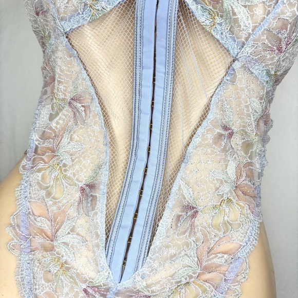 NEW Victoria’s Secret Lavender Floral Embroidered Unlined Lace Teddy M - NWT - Picture 6 of 14